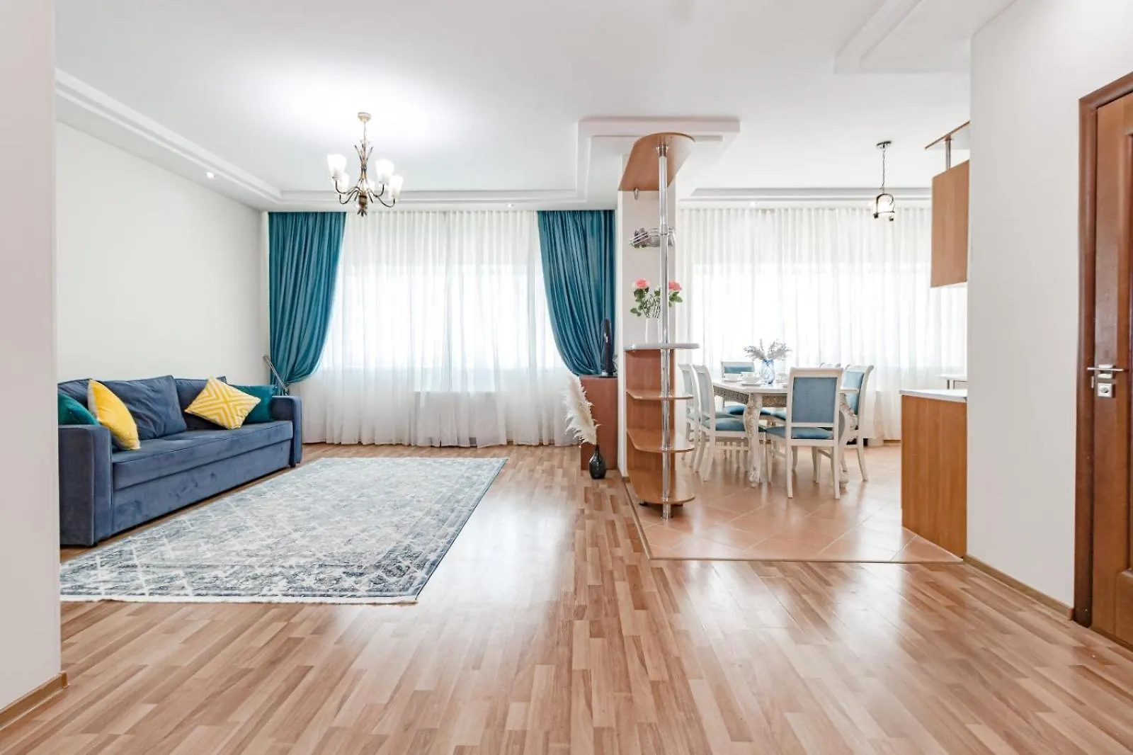 Apartment Очень Красивый Вид На Ночной Город В Самом Центре Столицы Nur-Sultan
